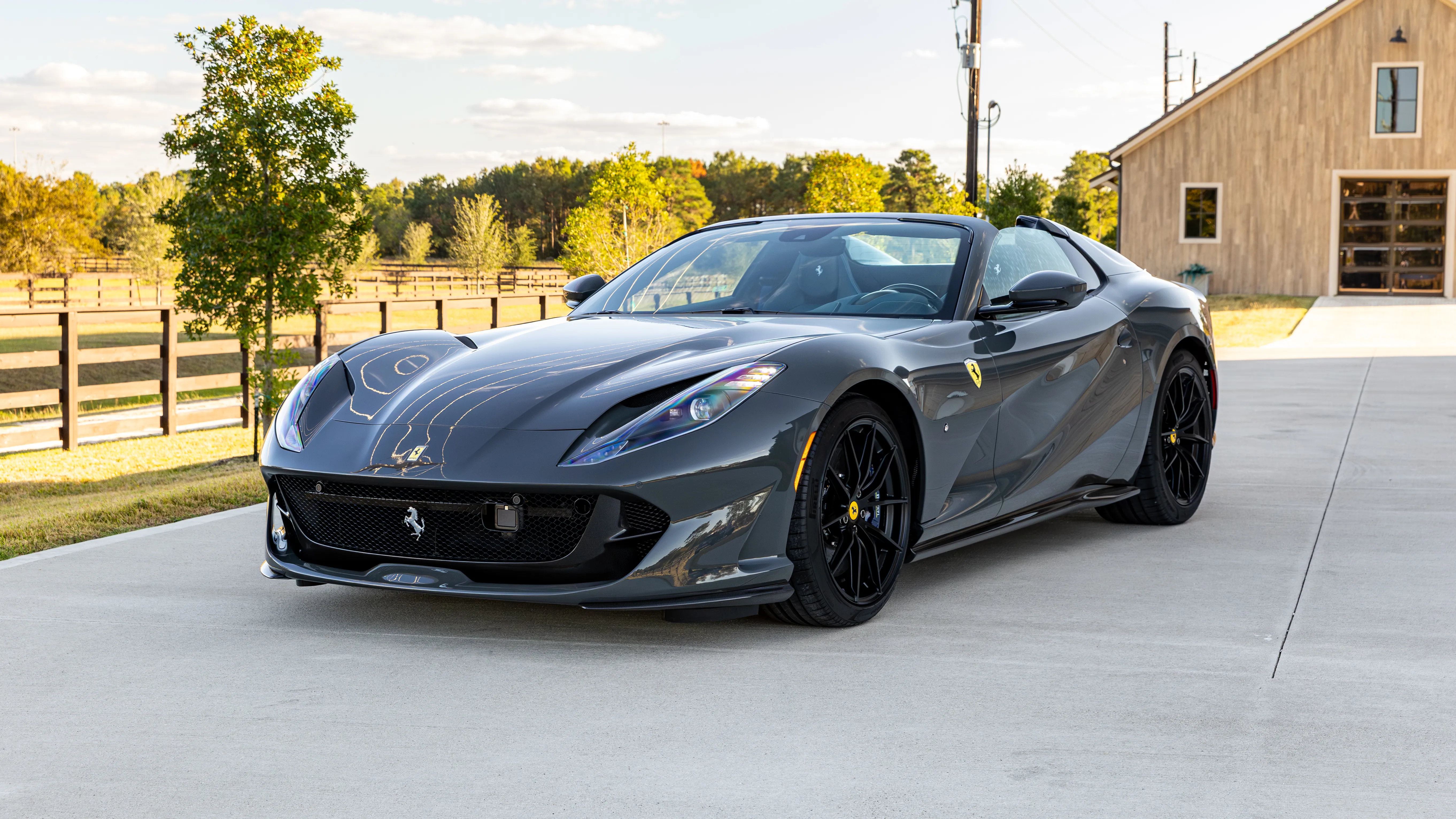 m.812様 NTT西日本】多機能ビジネスフォンシステム「SmartNetcommunity αZX